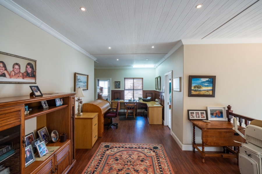 5 Bedroom Property for Sale in Royal Alfred Marina Eastern Cape